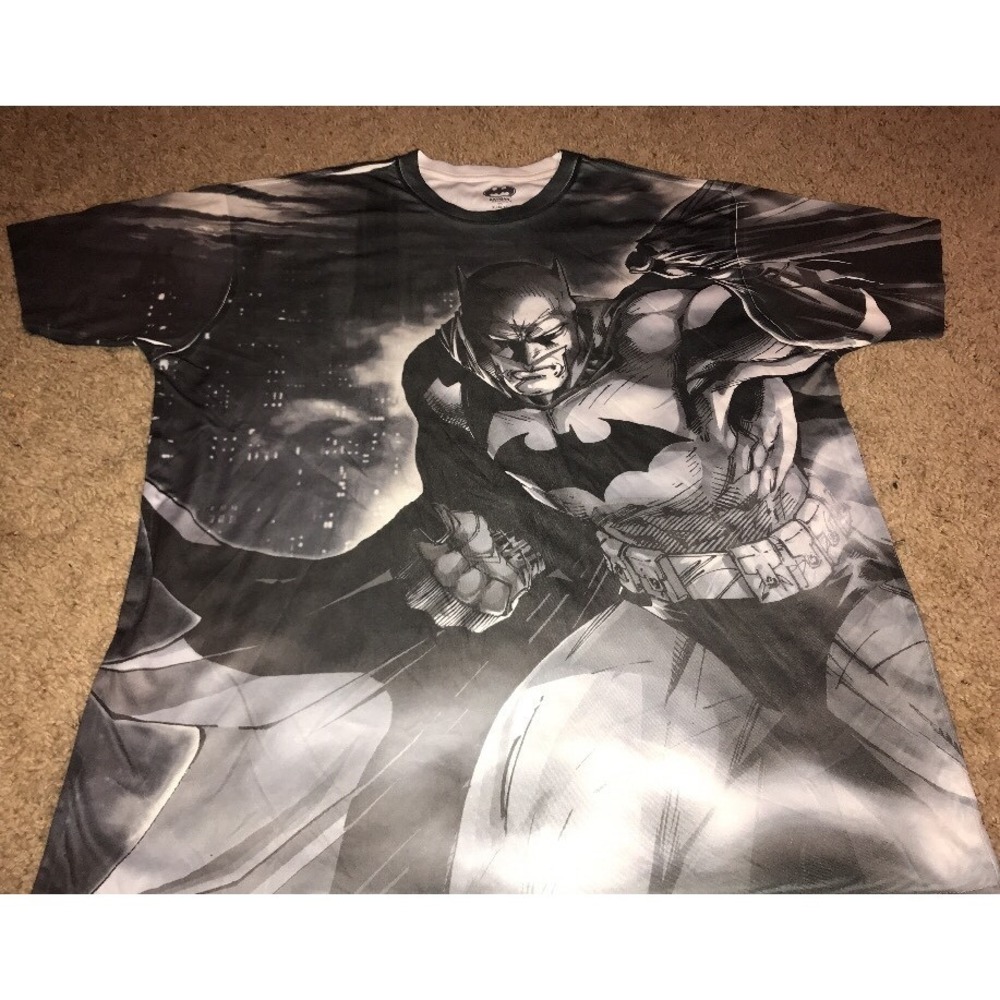 DC Comics Originals Graphic Shirt X-Large Polyester Gray Short Sleeve Men's‎ XL